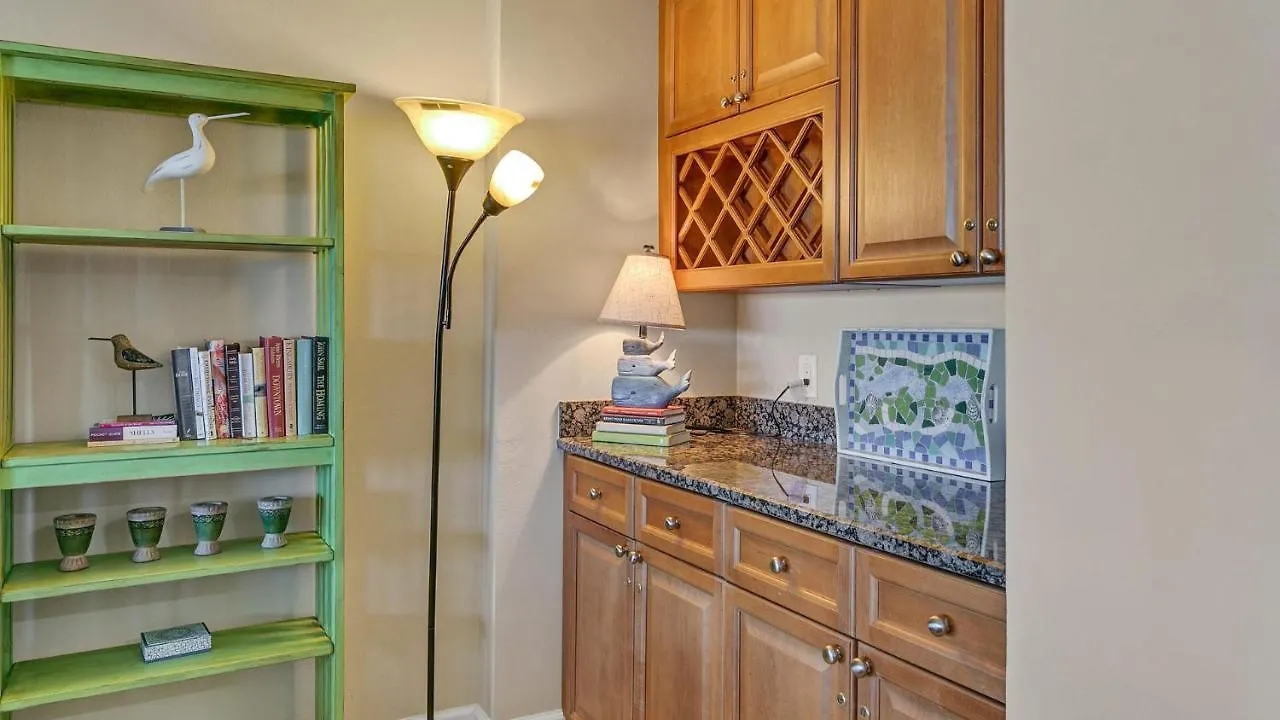 Holiday home Harbor Landing 203B - Spacious Condo With Views Of The Harbor And Gulf Destin